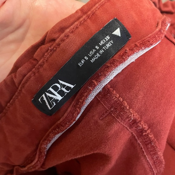 Zara straight leg paper bag pants in red/brown - Picture 2 of 2